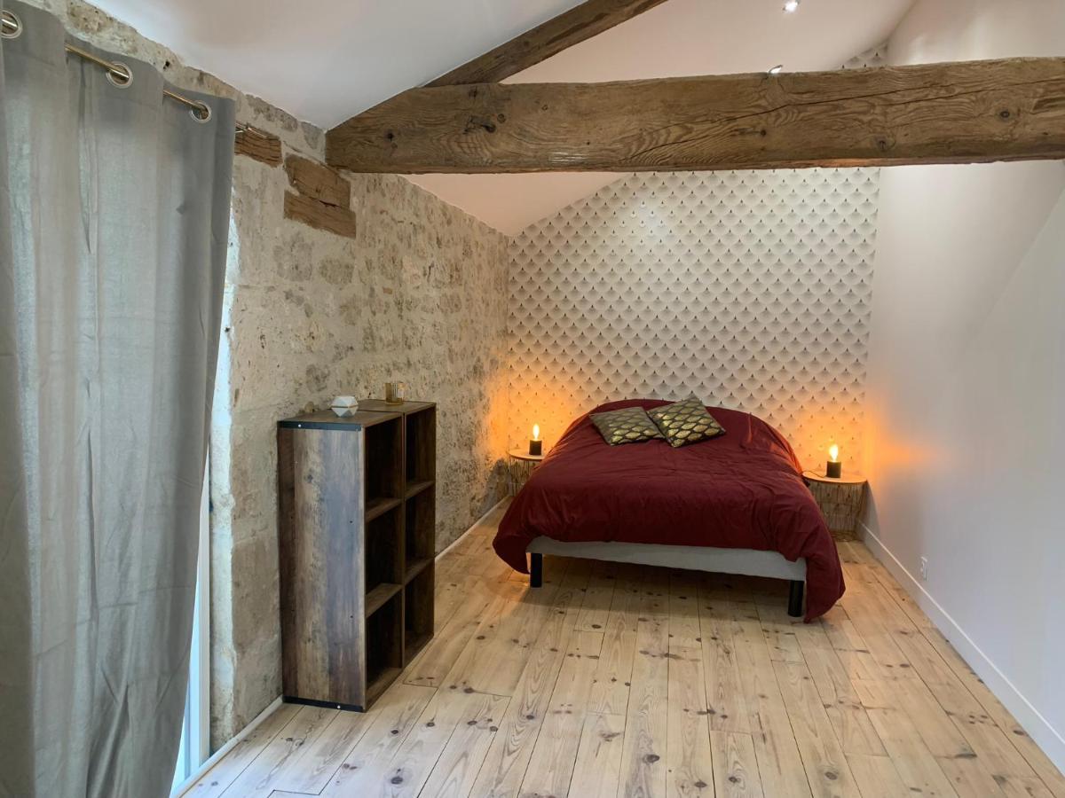 Maison Papillon Gite De Ressourcement Lusignan-Petit 外观 照片