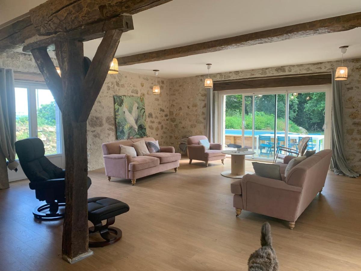 Maison Papillon Gite De Ressourcement Lusignan-Petit 外观 照片