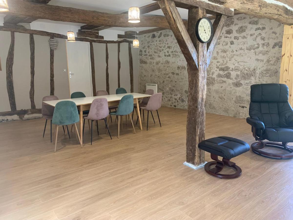 Maison Papillon Gite De Ressourcement Lusignan-Petit 外观 照片